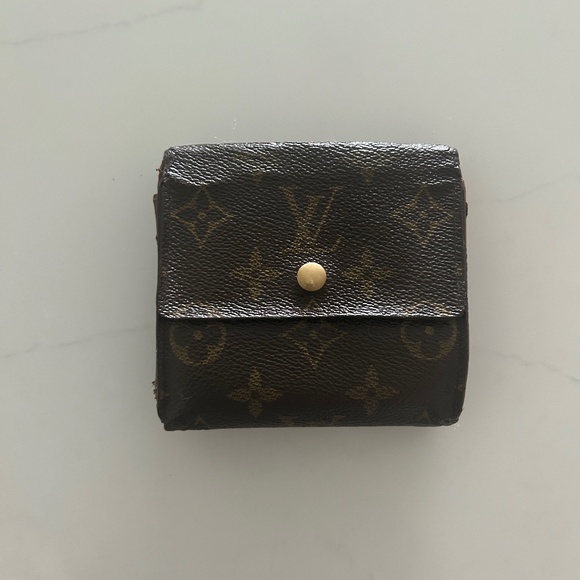 Louis Vuitton Accessories - Louis Vuitton Monogram Trifold Wallet